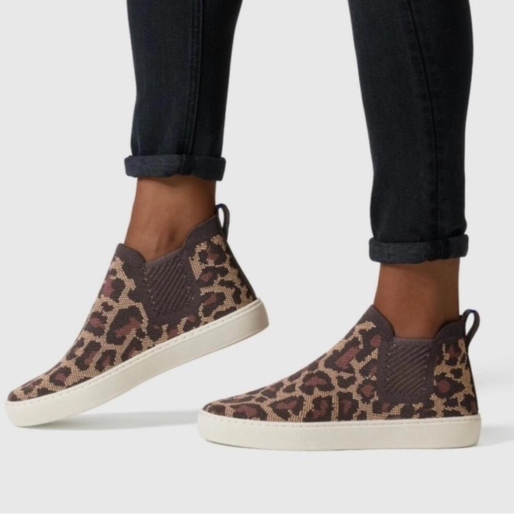 Rothy’s Chelsea Wildcat Leopard Print Slip-On Ankle Boots Size 7.5
